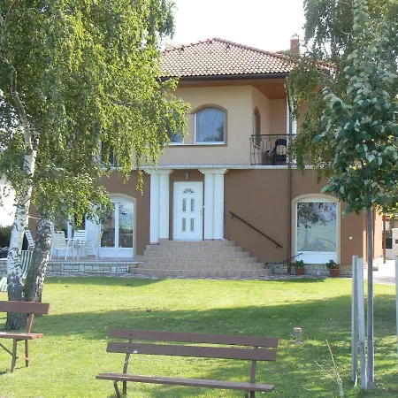 Apartman In 19102